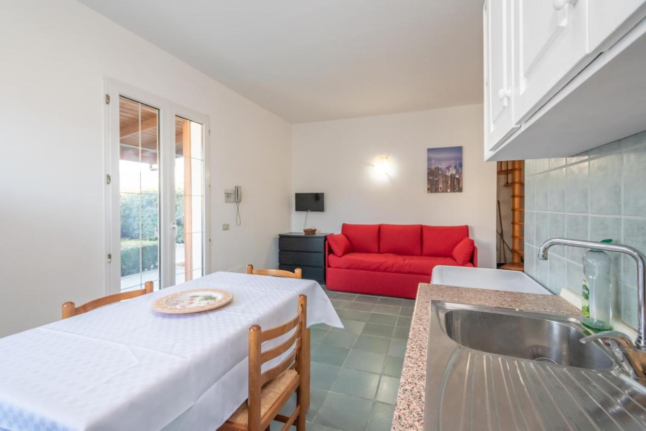 Villa Cicas Sul Mare Campofelice Di Roccella Buitenkant foto