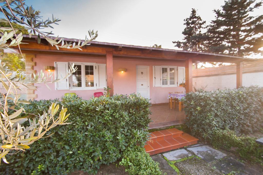 Villa Cicas Sul Mare Campofelice Di Roccella Buitenkant foto