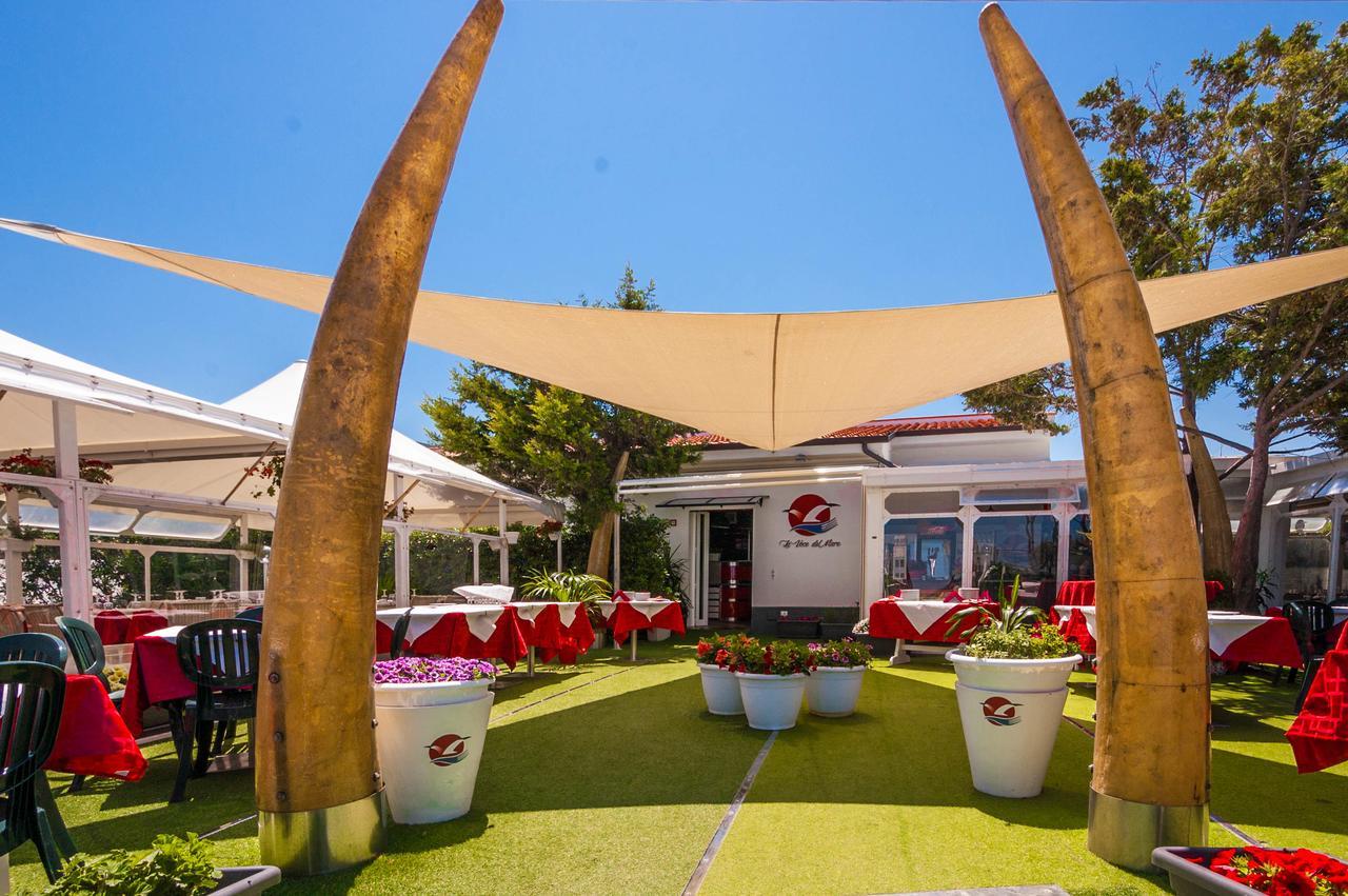 Villa Cicas Sul Mare Campofelice Di Roccella Buitenkant foto